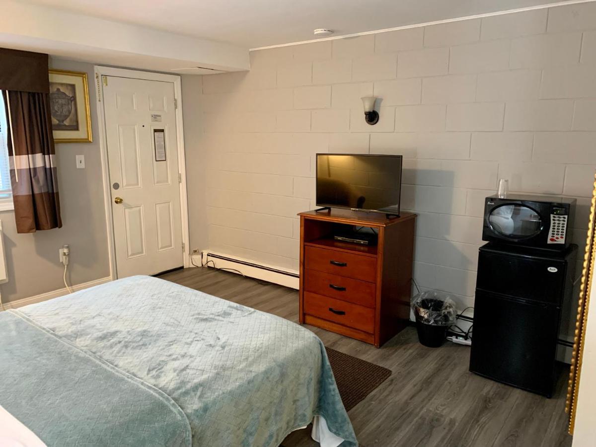 Hill Top Motel Wrightstown Bagian luar foto